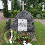 Grave og mindesten på Ulkebøl kirkegård, 24 faldne danskere